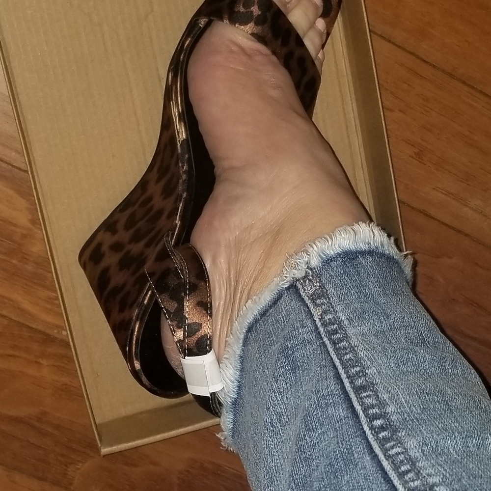 Steve Madden cheetah heels